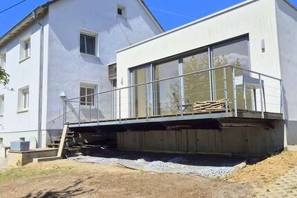 Haus zum Mieten in Wiesbaden Igstadt 2.950 € 188 m² 6 zimmer