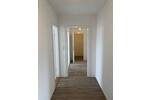 Schöne 4 Raum Wohnung mit Balkon.