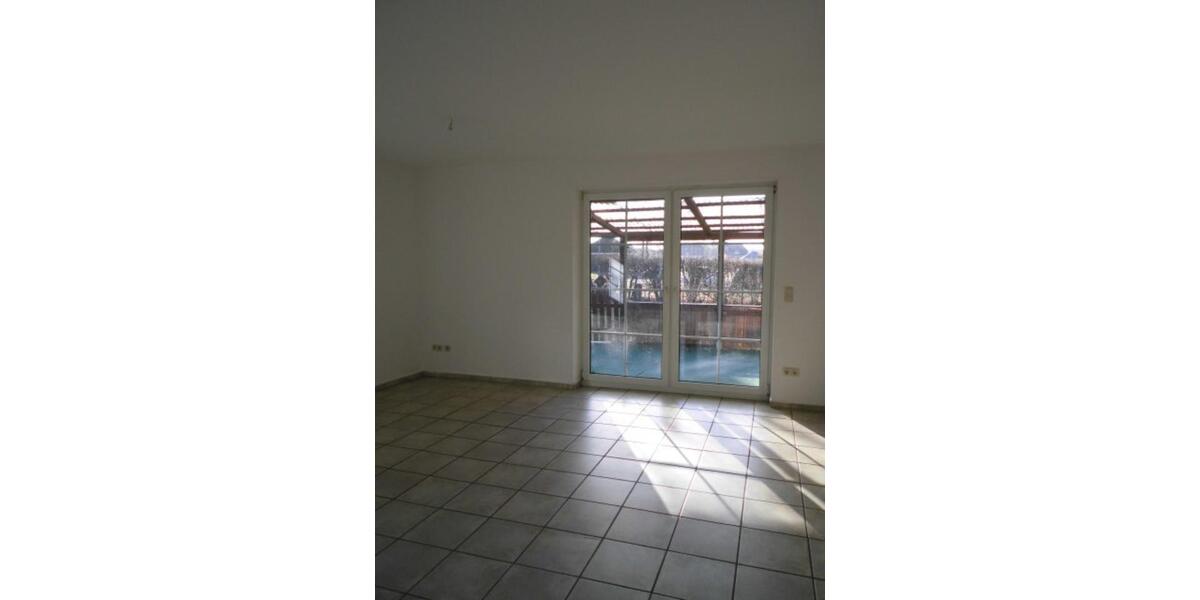 Etagenwohnung Neu Kaliß - 5 Zimmer, 100 m&sup2;, 900&euro; | Angebot:25364645
