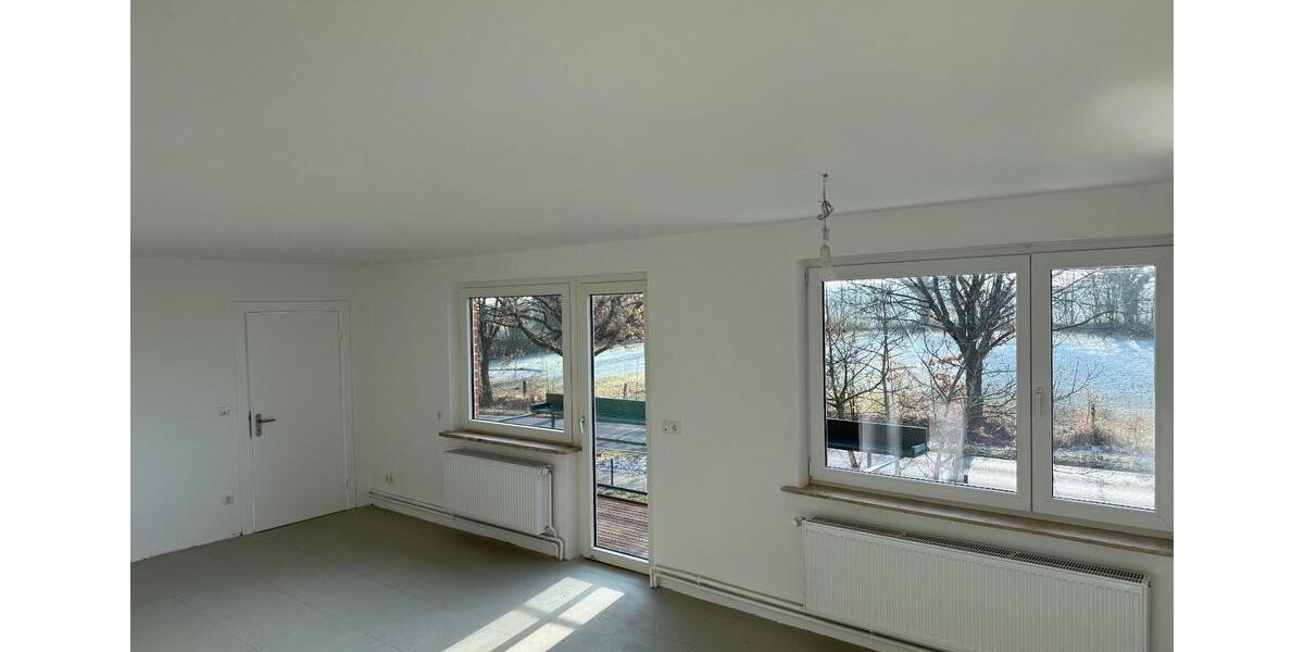 4-Zimmer-Wohnung, Erstbezug nach Sanierung auf dem Lande 4 zimmer