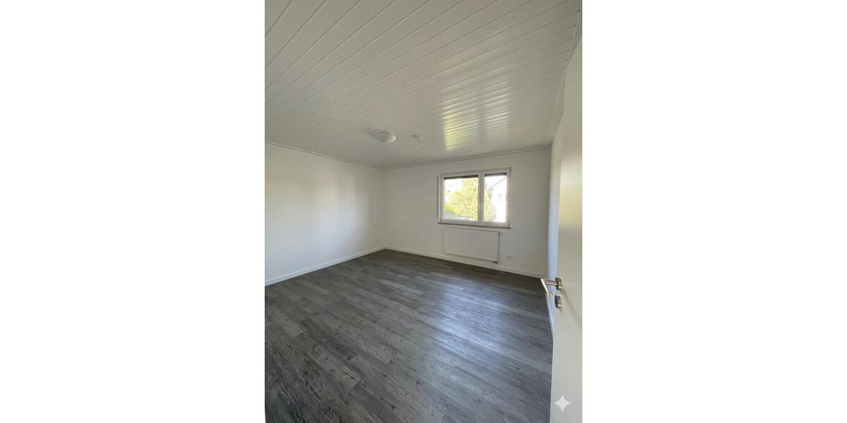 Etagenwohnung Herrenberg - 3 Zimmer, 70 m&sup2;, 1.250&euro; | Angebot:26331950