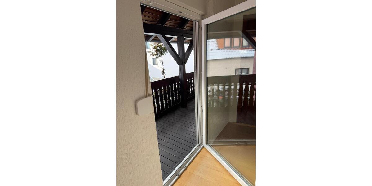 Etagenwohnung Siebeldingen - 4 Zimmer, 100 m&sup2;, 900&euro; | Angebot:24592045