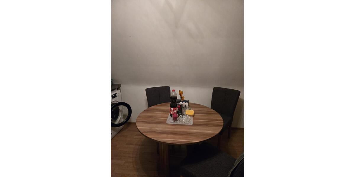 Dachgeschoßwohnung Eschwege - 2 Zimmer, 44 m&sup2;, 300&euro; | Angebot:24380361