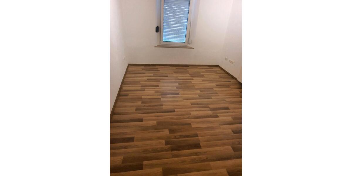 Einfamilienhaus Trier Feyen-Weismark - 3 Zimmer, 100 m&sup2;, 950&euro; | Angebot:26032816