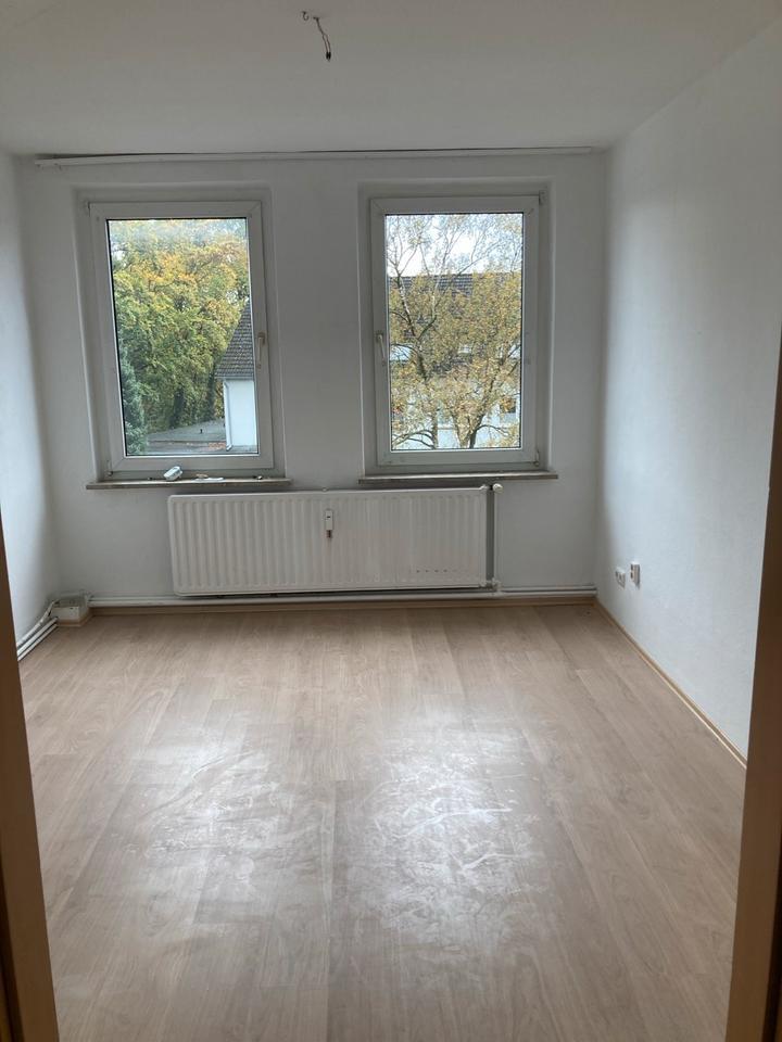 4 Zimmer Etagenwohnung zimmer