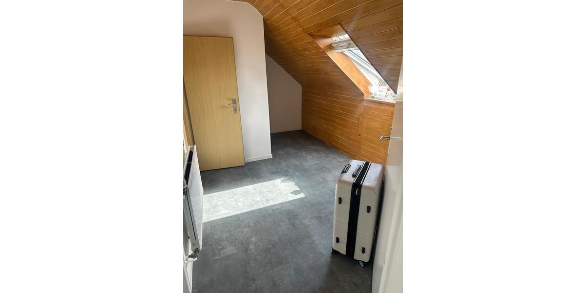 Dachgeschoßwohnung Eicklingen - 3 Zimmer, 45 m&sup2;, 800&euro; | Angebot:26375708