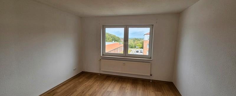 Schöner Wohnen mit Aussicht - 3-Zimmer-Wohnung mit großer Küche in Reislingen SW zimmer