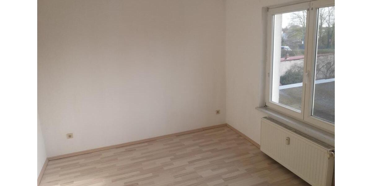 Etagenwohnung Güstrow - 1 Zimmer, 34 m&sup2;, 450&euro; | Angebot:26059842