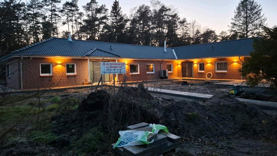 Doppelhaushälfte Hambühren - 3 Zimmer, 114 m&sup2;, 1.400&euro; | Angebot:21683298