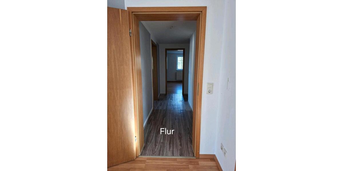 Etagenwohnung Dippoldiswalde - 4 Zimmer, 82 m&sup2;, 600&euro; | Angebot:26105046