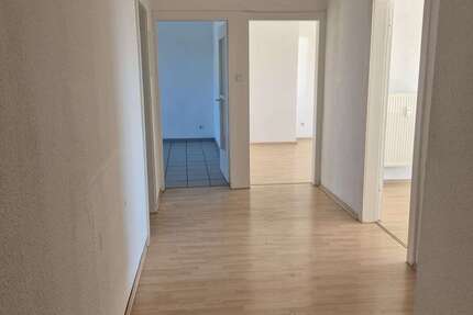 Wohnung Düsseldorf Pempelfort - 2 Zimmer, 70 m&sup2;, 860&euro; | Angebot:26956593