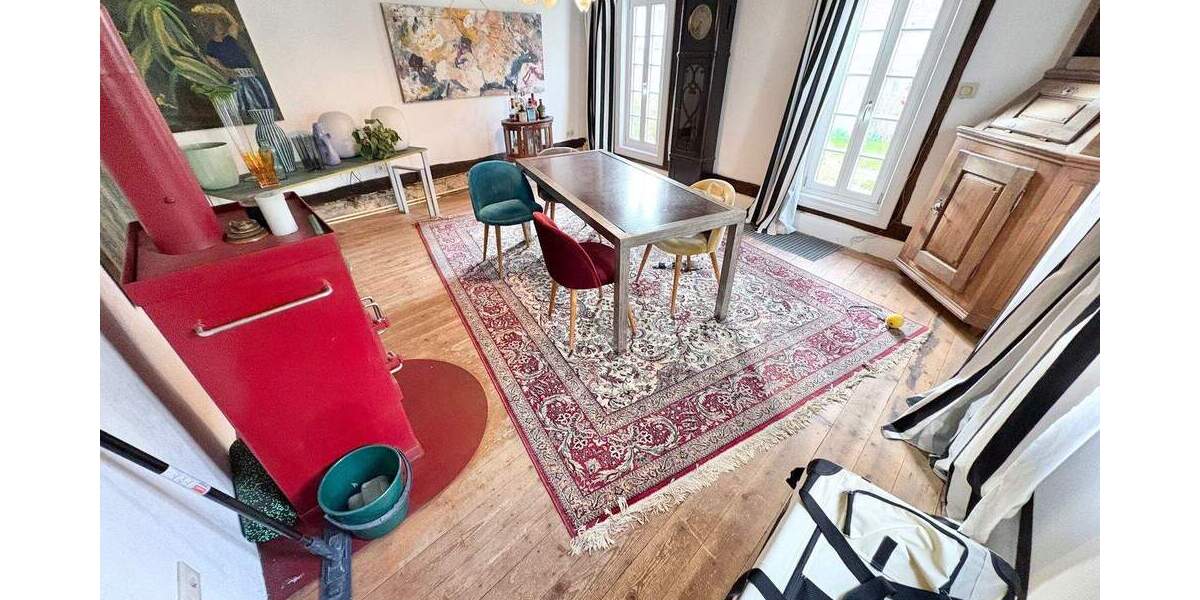 Schönes Fachwerkhaus mit kleinem Garten in ruhiger Lage 4 zimmer