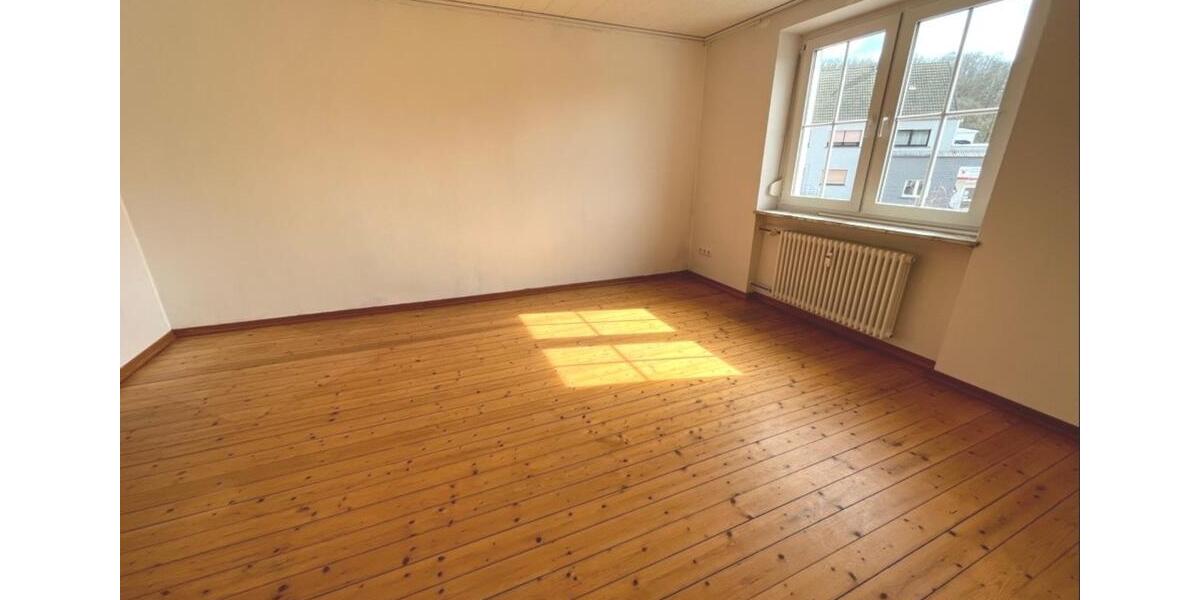 Etagenwohnung Nohfelden - 4 Zimmer, 110 m&sup2;, 900&euro; | Angebot:24867543