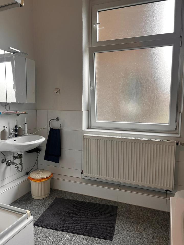 Möbliertes Zimmer in 3er WG - Flingern Süd zimmer