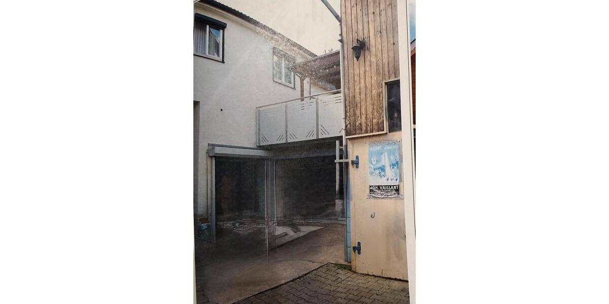 Etagenwohnung Grabfeld - 10 Zimmer, 138 m&sup2;, 800&euro; | Angebot:23760395