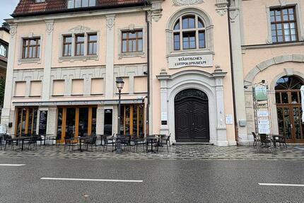 Attraktive Bürofläche mit großem Empfangsbereich in zentraler Lage zimmer