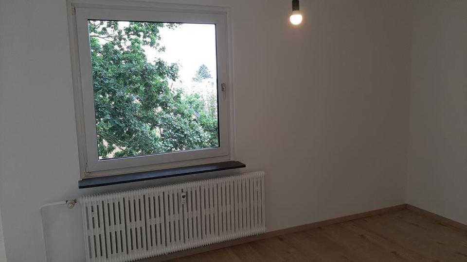 Etagenwohnung Moers - 3.5 Zimmer, 68 m&sup2;, 649&euro; | Angebot:26551661
