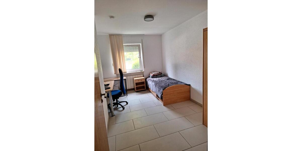 Etagenwohnung Darmstadt Eberstadt - 1 Zimmer, 18 m&sup2;, 490&euro; | Angebot:26016989