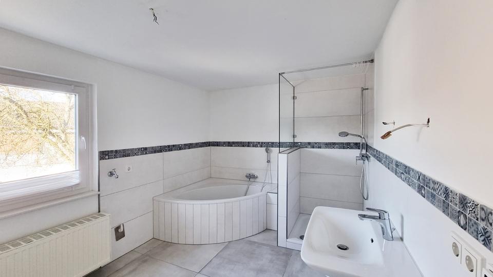 Etagenwohnung Schloß Holte-Stukenbrock Stukenbrock - 3 Zimmer, 93 m&sup2;, 970&euro; | Angebot:25341212