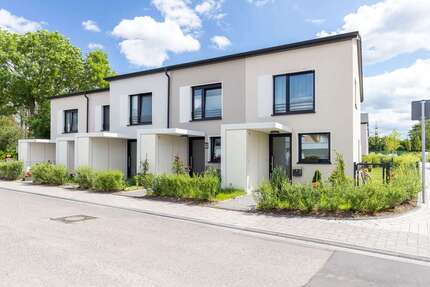Haus Brackstedt Warmenau - 3 Zimmer, 85 m&sup2;, 1.220&euro; | Angebot:22518616