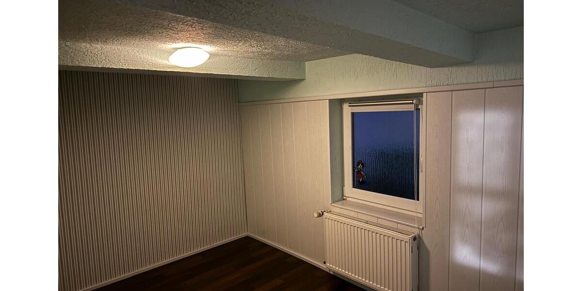 Einfamilienhaus Warstein - 8 Zimmer, 150 m&sup2;, 950&euro; | Angebot:25982315