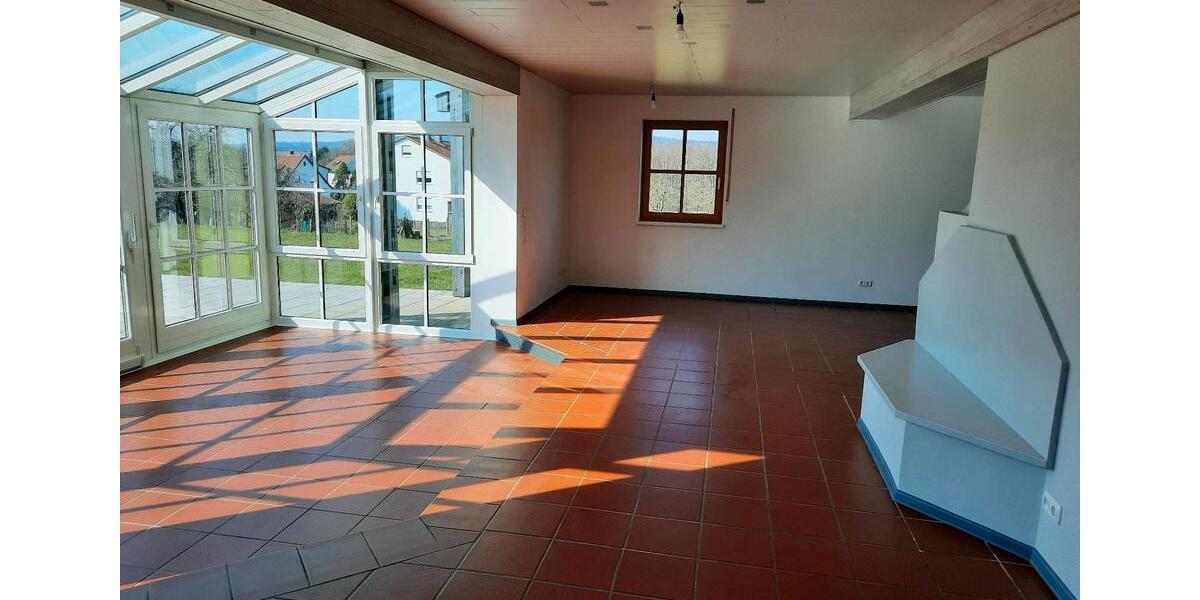 Haus mit EBK, Wintergarten, Balkon, Terrasse und Garten 8 zimmer