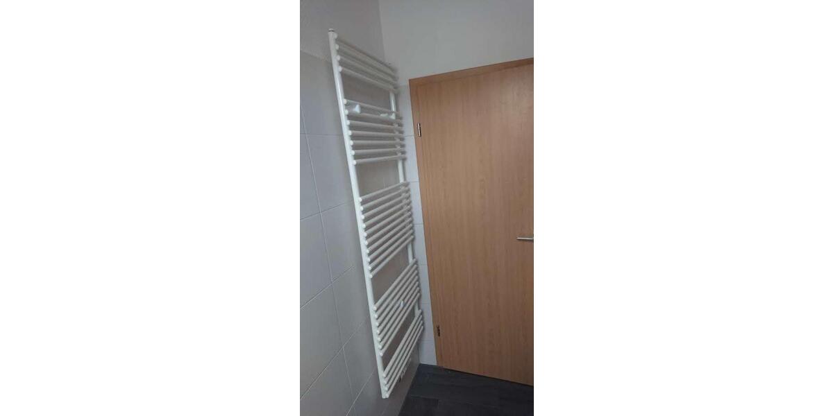 Dachgeschoßwohnung Meiningen - 2 Zimmer, 42 m&sup2;, 350&euro; | Angebot:26426101