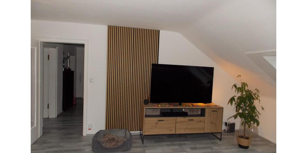 Dachgeschoßwohnung Gladbeck - 3.5 Zimmer, 81 m&sup2;, 495&euro; | Angebot:25048273