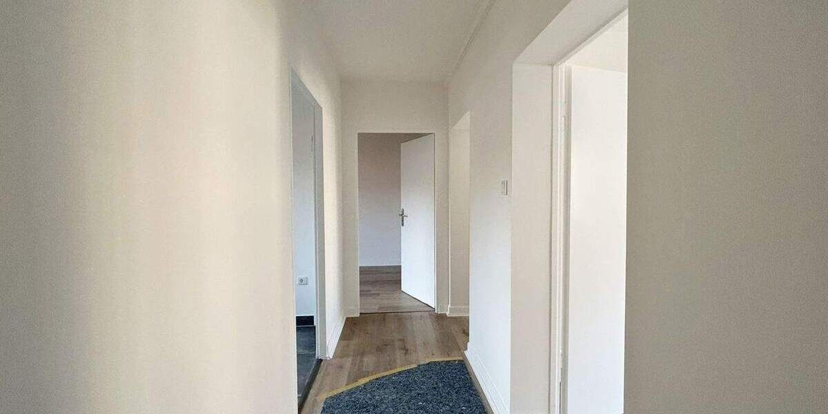 Etagenwohnung Hofheim - 3 Zimmer, 70 m&sup2;, 1.350&euro; | Angebot:25727503