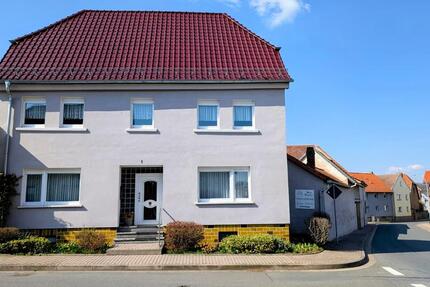 Haus Sondershausen - 8 Zimmer, 201 m&sup2;, 1.200&euro; | Angebot:26147519