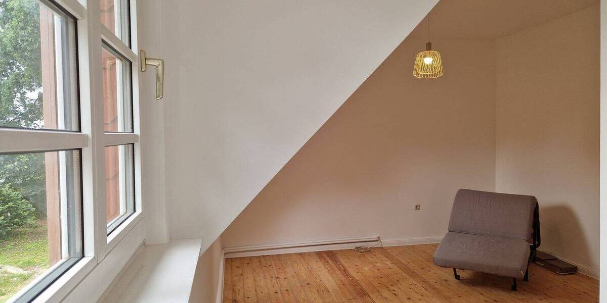 Einfamilienhaus Barßel Elisabethfehn - 6 Zimmer, 134 m&sup2;, 1.200&euro; | Angebot:25738682