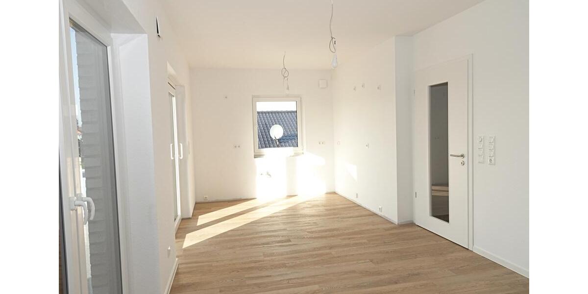 Dachgeschoßwohnung Wiesmoor - 3 Zimmer, 72 m&sup2;, 830&euro; | Angebot:24862206