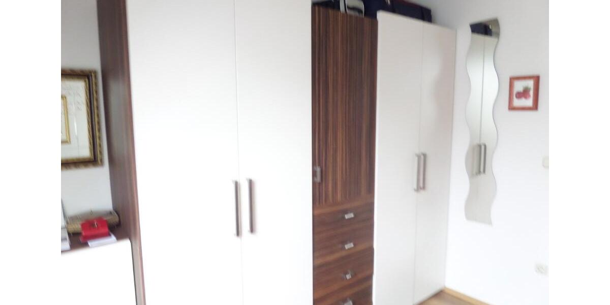 Dachgeschoßwohnung Windischeschenbach - 1 Zimmer, 51 m&sup2;, 390&euro; | Angebot:24750810