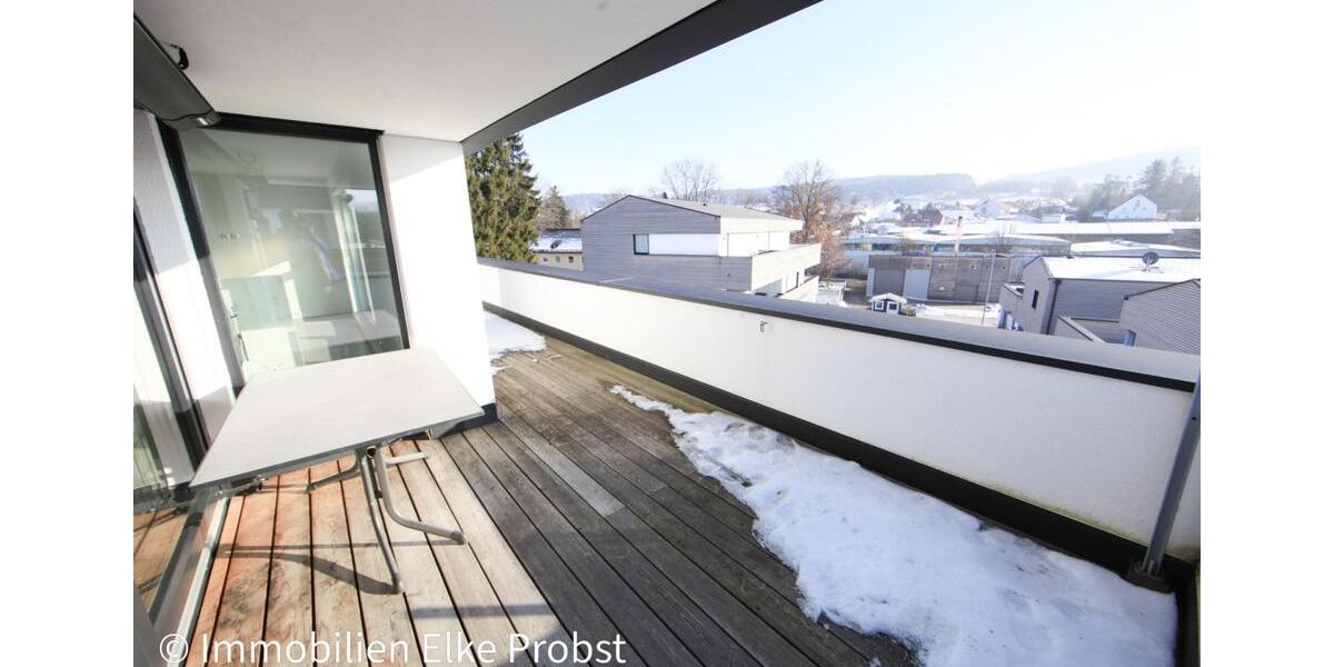 Einfamilienhaus Oberviechtach - 2 Zimmer, 78 m&sup2;, 790&euro; | Angebot:24639137