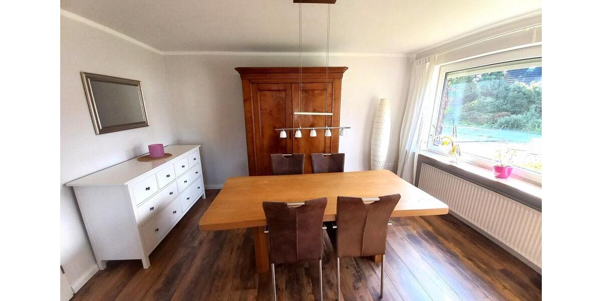 Einfamilienhaus Kiebitzreihe - 3 Zimmer, 126 m&sup2;, 1.500&euro; | Angebot:25861404