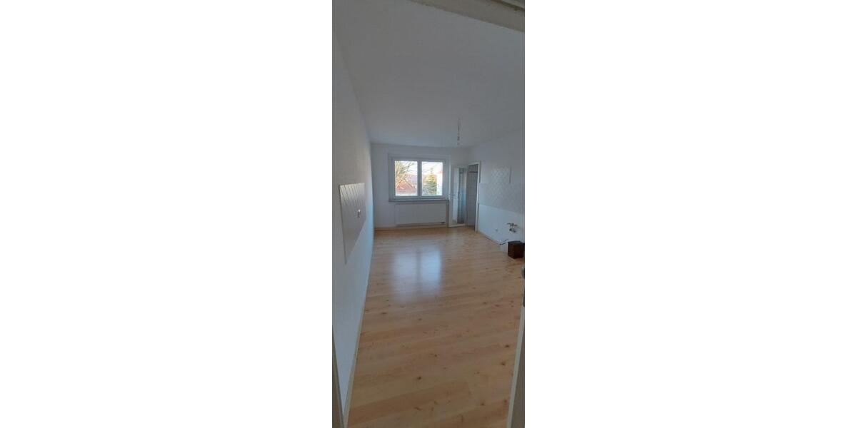 Etagenwohnung Meuselwitz - 3 Zimmer, 60 m&sup2;, 360&euro; | Angebot:25324196