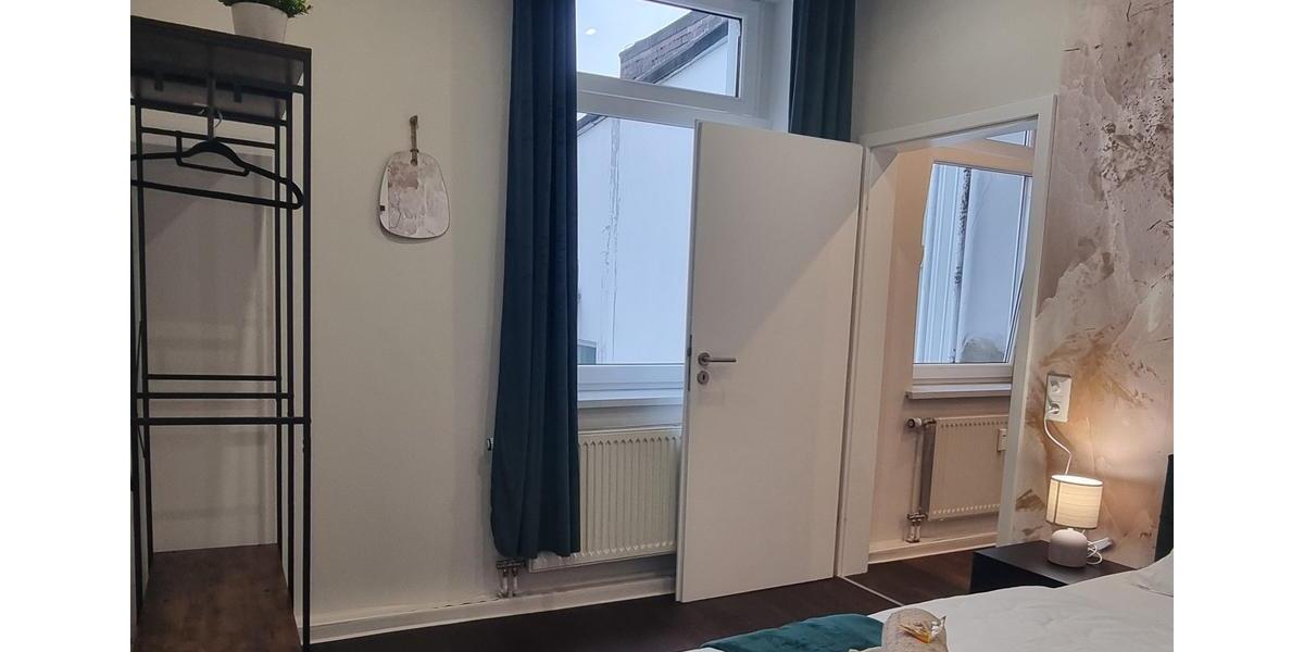 Voll möblierte 2-Zimmer-Whg im Zentrum von Cottbus-3 Personen(II) 2 zimmer