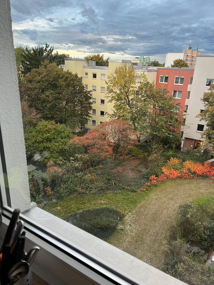 Möblierte 1-Zi-Wohnung 30qm Zwischenmiete München-Moosach 6 Mon.