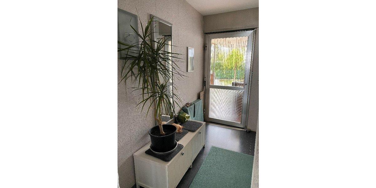 Wohnen auf Zeit Herzogenrath - 5 Zimmer, 130 m&sup2;, 600&euro; | Angebot:26329582