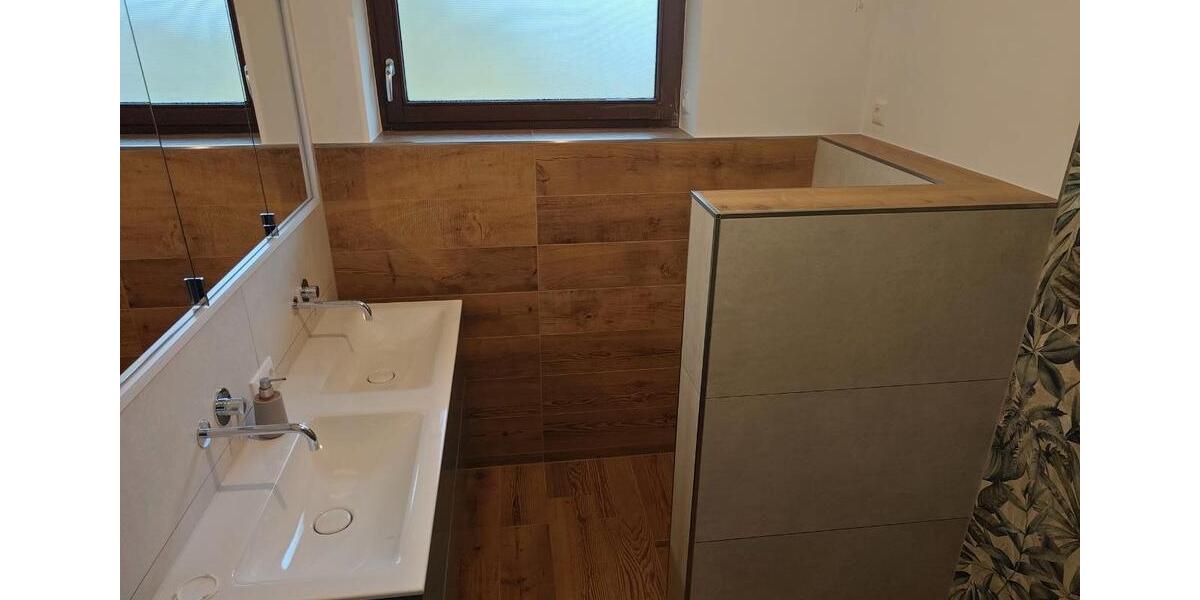 Einfamilienhaus Heide - 5 Zimmer, 159 m&sup2;, 1.600&euro; | Angebot:26603454