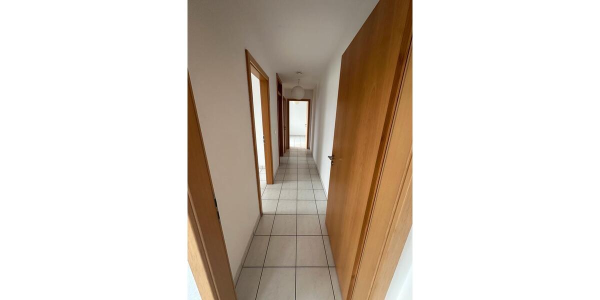 Einfamilienhaus Villingen-Schwenningen Schwenningen - 3 Zimmer, 91 m&sup2;, 1.260&euro; | Angebot:26644338