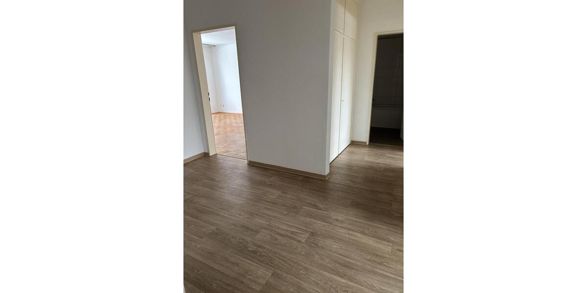 Erdgeschoßwohnung Wedel - 4 Zimmer, 87 m&sup2;, 1.260&euro; | Angebot:24788061