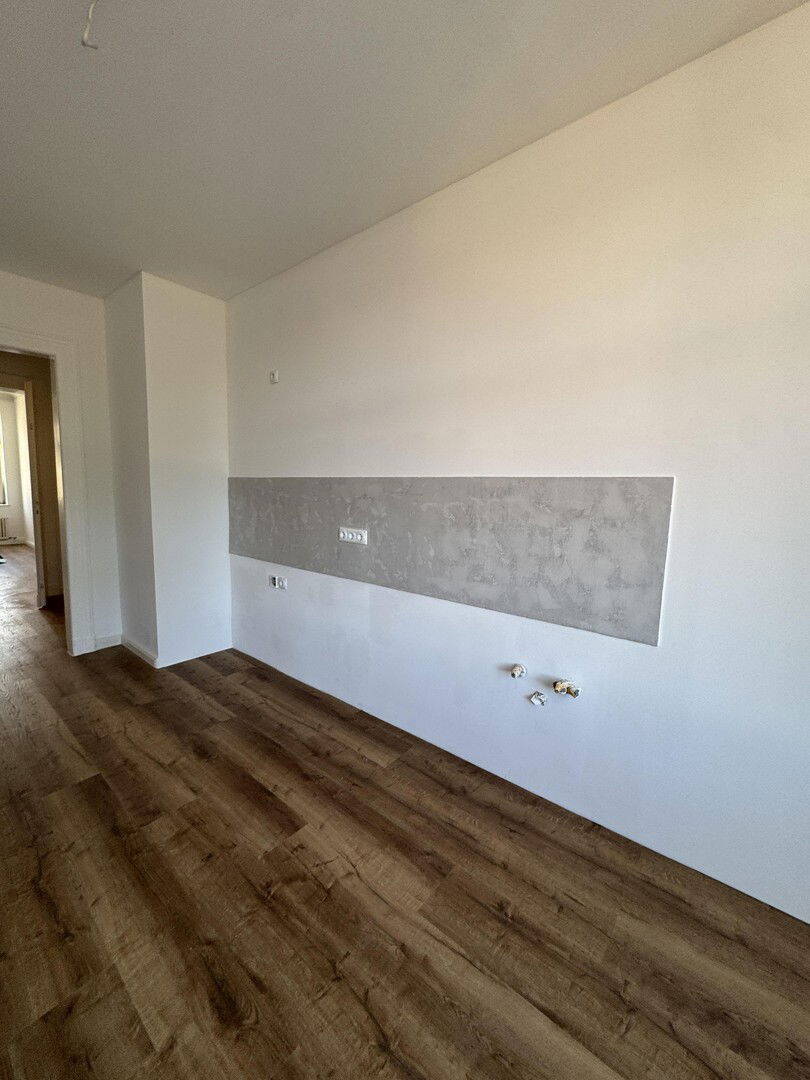Noch verfügbar - Stilvolle 4-Zimmer-Altbauwohnung - Erstbezug nach hochwertiger Sanierung 4 zimmer
