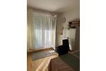 Helle 4,5-ZKB-Erdgeschoßwohnung mit Terrasse, Garten und Tiefgar