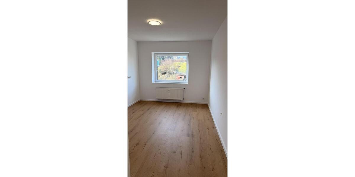Etagenwohnung Wuppertal Gemarkung Langerfeld - 2 Zimmer, 58 m&sup2;, 530&euro; | Angebot:26665027