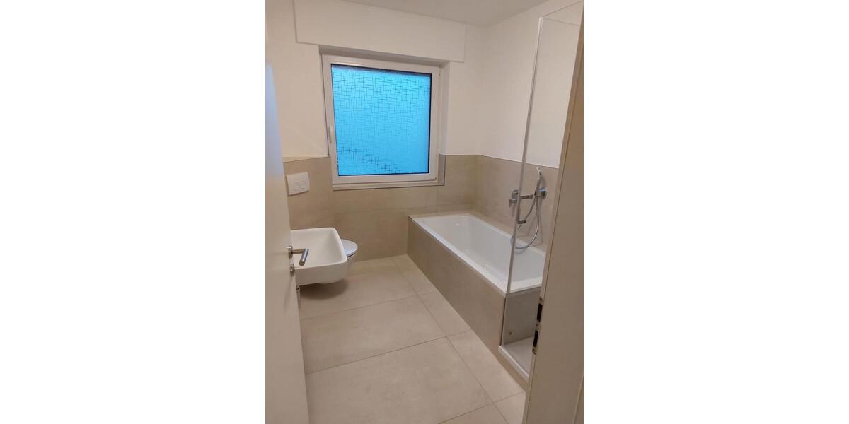 Etagenwohnung Salzkotten - 4 Zimmer, 107 m&sup2;, 1.150&euro; | Angebot:24400521