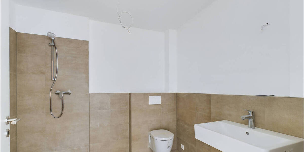 Etagenwohnung Offenbach Offenbach am Main - 2 Zimmer, 60 m&sup2;, 990&euro; | Angebot:24042968