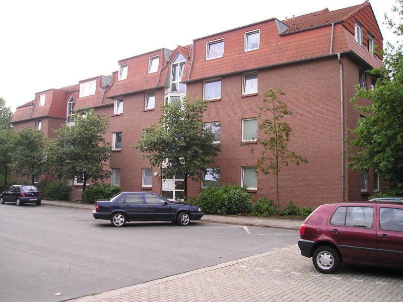 Schöne 3-Zimmer-Dachgeschoss-Wohnung mit Balkon! zimmer