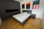 Kürzlich modernisierte Wohnung zur Miete verfügbar zimmer