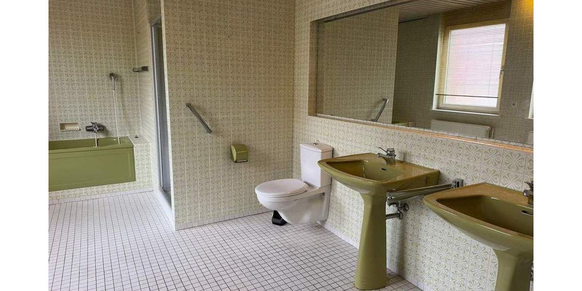 Etagenwohnung Osterode am Harz Osterode - 4 Zimmer, 120 m&sup2;, 600&euro; | Angebot:25746165